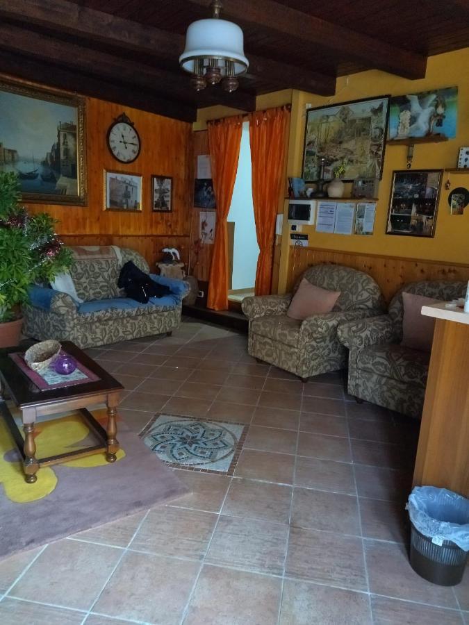 B&B Corso Italo Balbo Satriano di Lucania Exterior foto